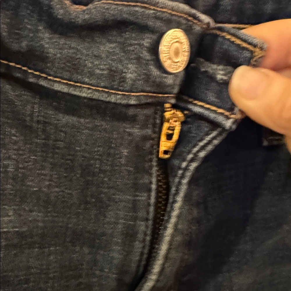 Levi’s Jeans - Picture 5 of 8